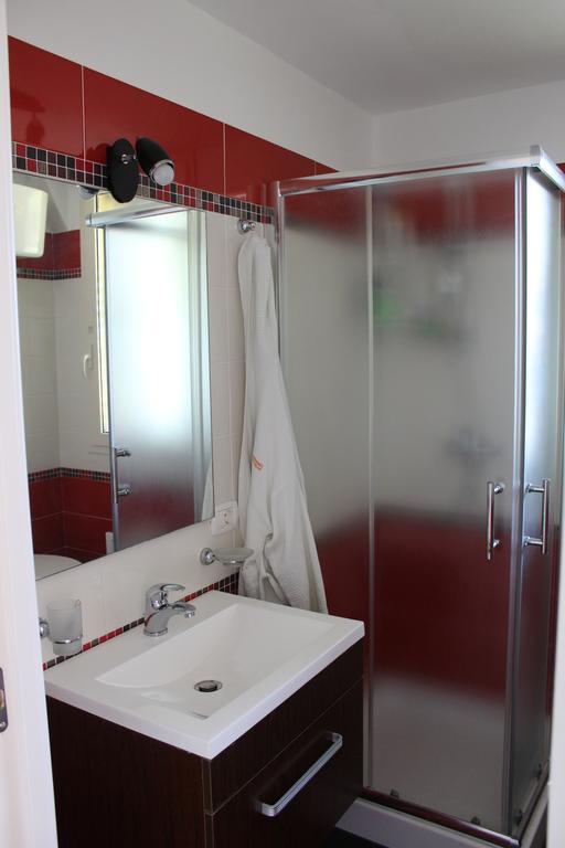 Casa Vacanze Roccella Beach Кампофеличе ди Рокела Екстериор снимка